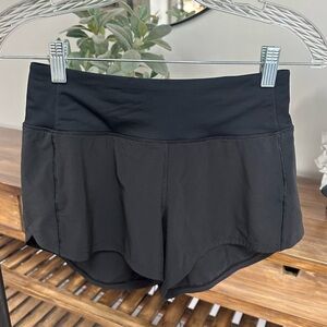 Lululemon Speed it Up 2.5”